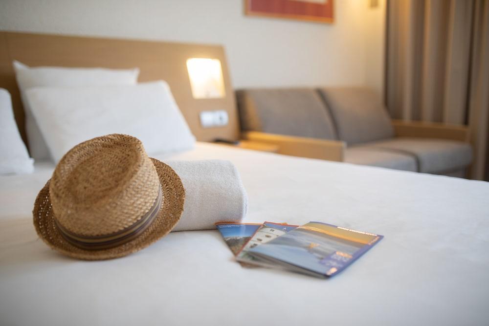 Novotel Geneve Aeroport France Ferney-Voltaire Kültér fotó